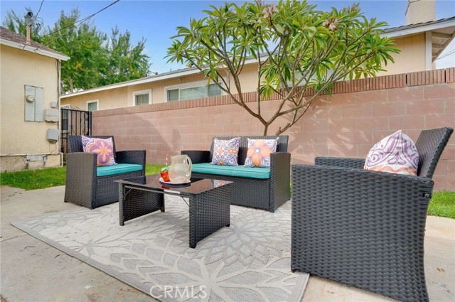 4718 Josie, Lakewood CA: https://media.crmls.org/medias/955d0894-bac2-4a29-9520-ab1c3d684a81.jpg