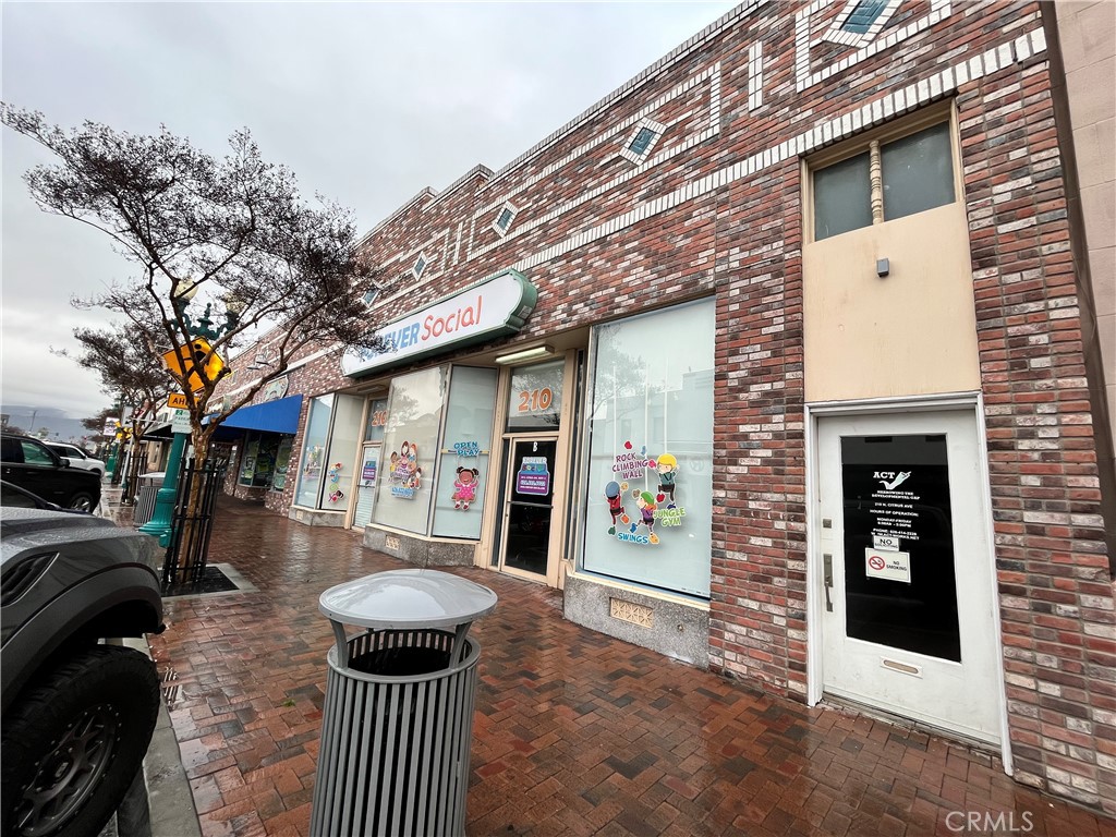 210 N Citrus Avenue, Covina, CA 91723