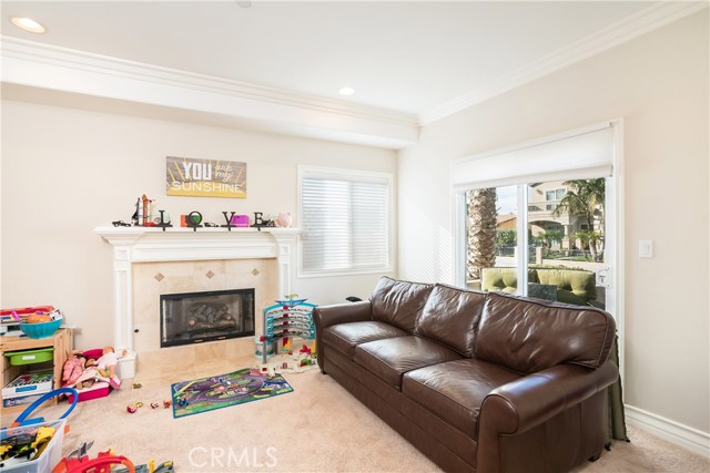 2208 Warfield Avenue, Redondo Beach, California 90278, 4 Bedrooms Bedrooms, ,2 BathroomsBathrooms,Residential,Sold,Warfield,SB17031973