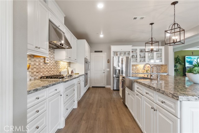 2031 Wagon Wheel Court, Escondido CA: https://media.crmls.org/medias/955f958a-3969-4d70-917a-f44611dff36a.jpg