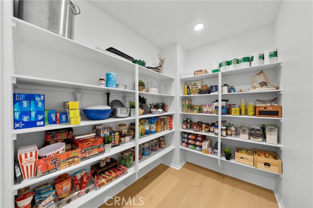 11298 Finders Court, Corona CA: https://media.crmls.org/medias/955ff616-97fc-4fad-bb85-7cfecdc2d4d8.jpg