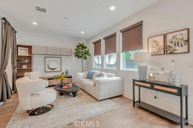 5358 Harvard Way, Cypress CA: https://media.crmls.org/medias/956015e8-11c6-4d16-b722-daeb71f9c88d.jpg