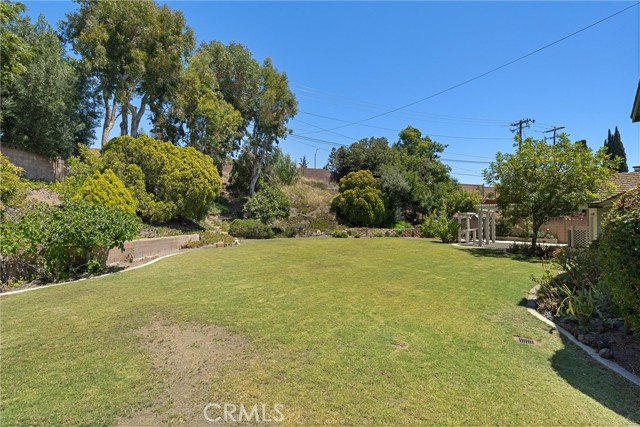 152 Ventana Court, Thousand Oaks CA: https://media.crmls.org/medias/95602208-bcb1-4ecd-a40b-48c33a569d1d.jpg
