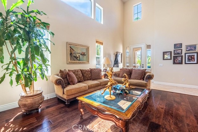 Detail Gallery Image 21 of 55 For 22019 Gold Canyon Dr, Saugus,  CA 91390 - 4 Beds | 2/2 Baths