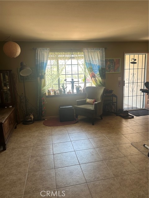 Detail Gallery Image 6 of 18 For 24 S Ash St, Redlands,  CA 92373 - 4 Beds | 2 Baths