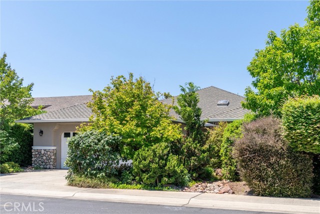 43 Edgewater Court, Chico CA: https://media.crmls.org/medias/9560956b-4236-4228-8790-284396412443.jpg