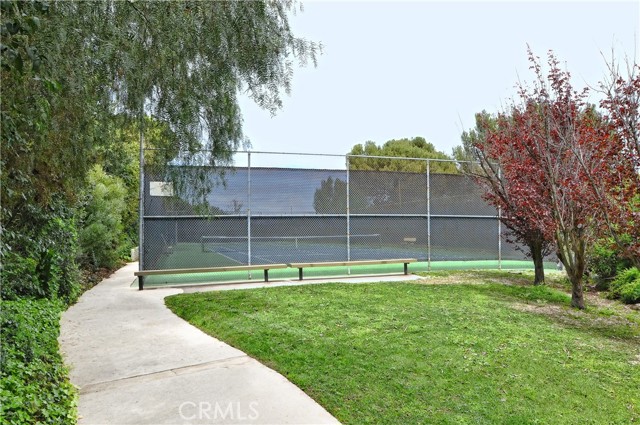 Community tennis court