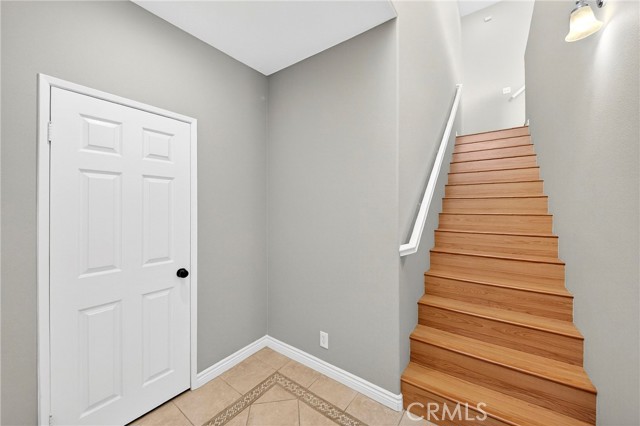 Detail Gallery Image 2 of 39 For 17809 Ash Ct, Carson,  CA 90746 - 2 Beds | 2 Baths