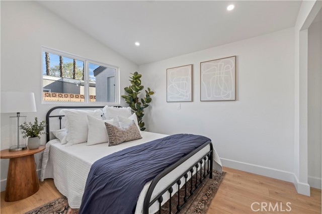 Detail Gallery Image 14 of 22 For 19017 Drycliff St, Canyon Country,  CA 91351 - 3 Beds | 1 Baths