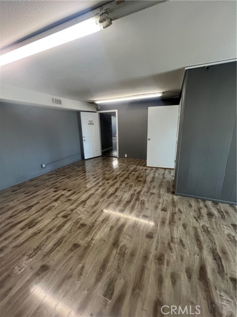 4306 W Victory Blvd / Unit - B Boulevard, Burbank, California 91505, ,Commercial Lease,For Rent,4306 W Victory Blvd / Unit - B Boulevard,CRBB25052999