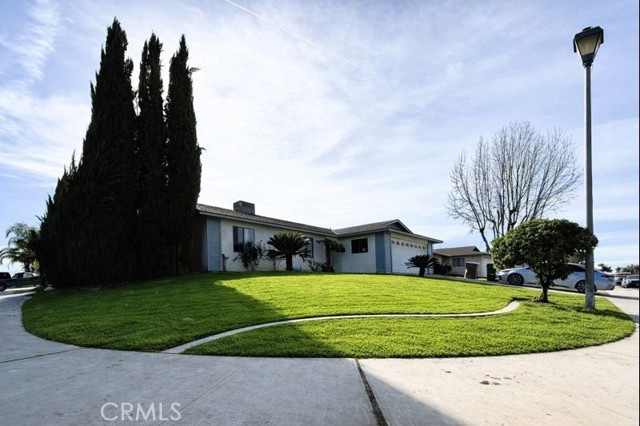 Detail Gallery Image 2 of 18 For 7601 Letty, Lamont,  CA 93241 - 3 Beds | 2 Baths