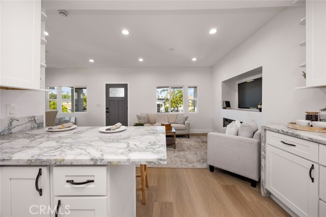 Detail Gallery Image 5 of 34 For 201 S Melrose, Placentia,  CA 92870 - – Beds | – Baths