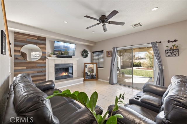 Detail Gallery Image 20 of 50 For 44235 Westridge, Lancaster,  CA 93536 - 5 Beds | 3 Baths