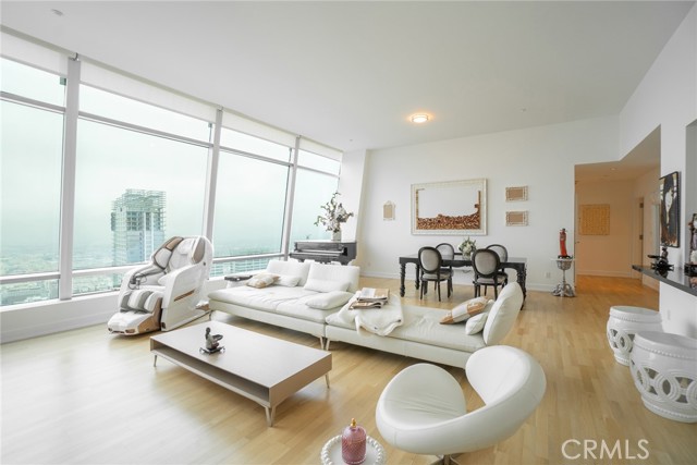 900 W Olympic Boulevard #49C, Los Angeles, CA, 90015 900 W Olympic Boulevard #49C, Los Angeles, CA, 90015