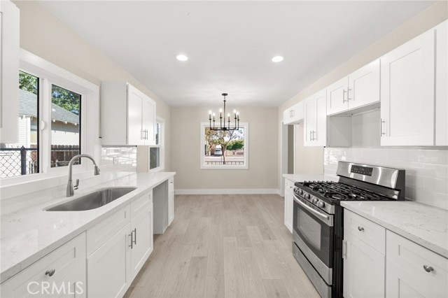 709 E 9th Street, Pomona CA: https://media.crmls.org/medias/9565a65b-c28b-4143-807a-ad329edcfa22.jpg