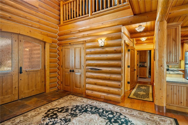 Detail Gallery Image 16 of 57 For 1947 Shady, Big Bear City,  CA 92314 - 5 Beds | 3/1 Baths