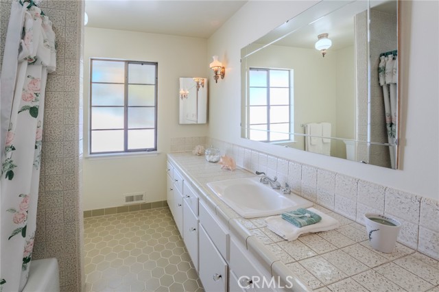 Detail Gallery Image 23 of 63 For 219 W Esplanade, San Clemente,  CA 92672 - 2 Beds | 2 Baths