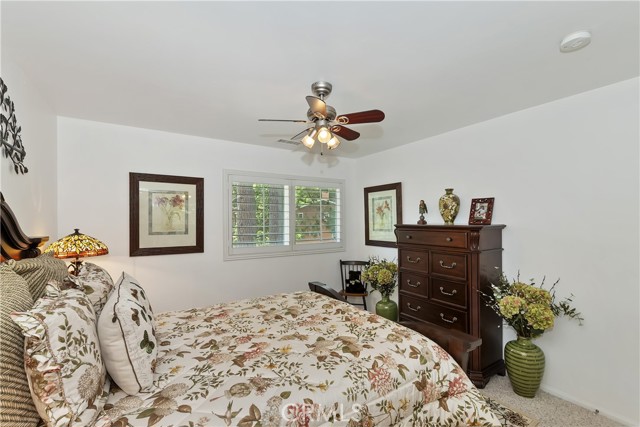 31816 Silver Spruce Drive, Running Springs CA: https://media.crmls.org/medias/95671bbc-4624-477d-a81c-22f2f60f7b22.jpg