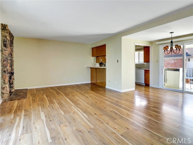 22627 Nadine Circle, Torrance CA: https://media.crmls.org/medias/9567c93e-4b79-4cf1-ac58-7284d605e9b2.jpg
