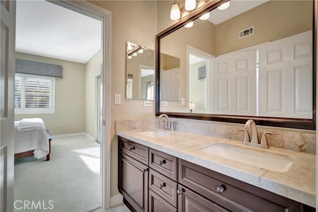 Detail Gallery Image 24 of 39 For 3980 Leighton Point Rd., Calabasas,  CA 91301 - 5 Beds | 4/1 Baths