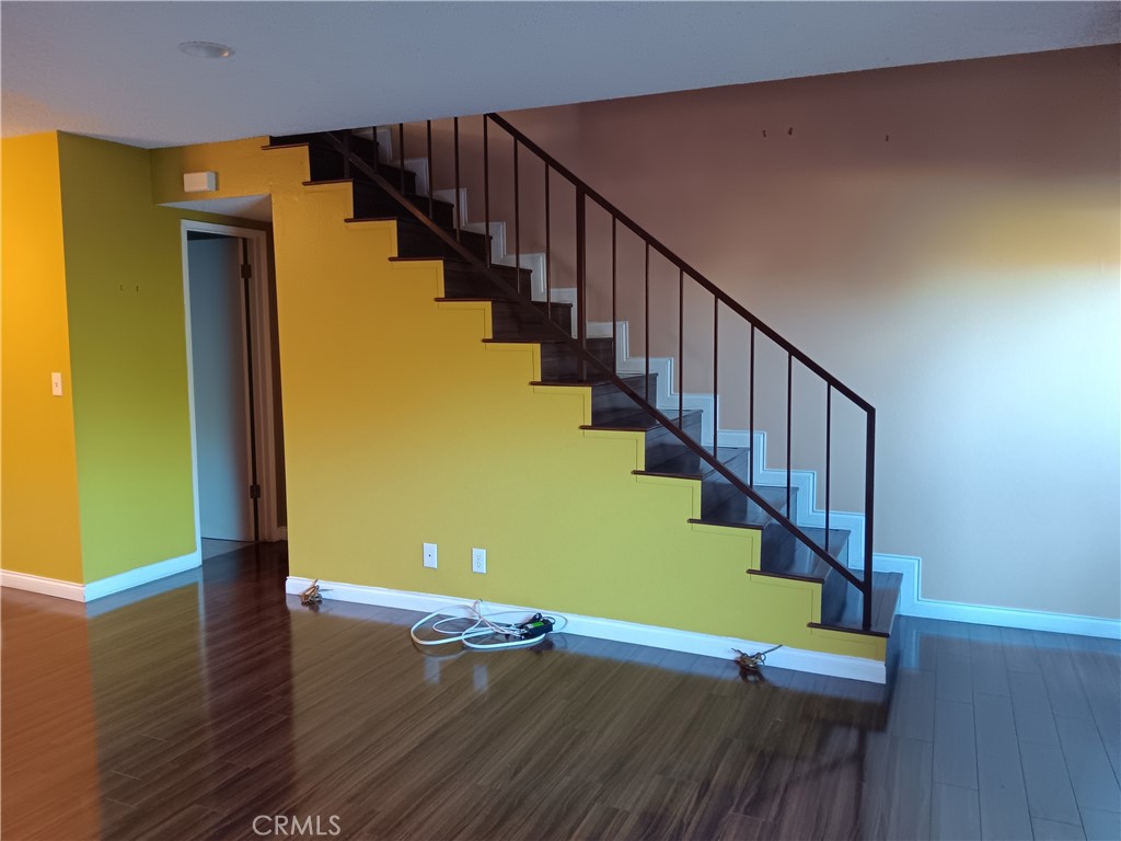 https://media.crmls.org/medias/9568d919-8d34-4abb-b209-0d3f80e91bd6.jpg?preset=X-Large