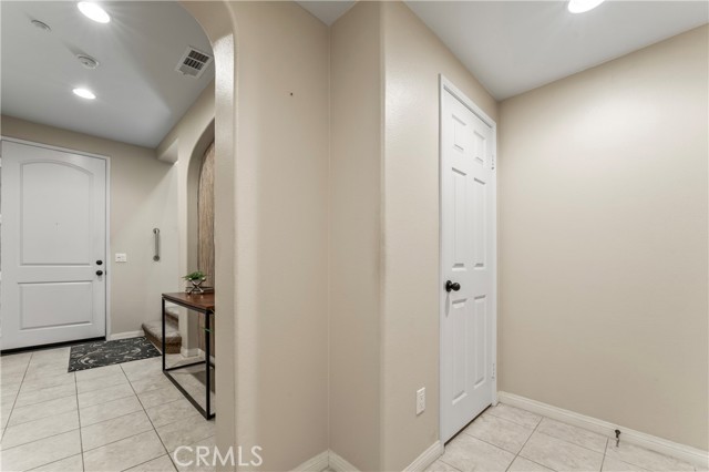 Detail Gallery Image 6 of 43 For 4317 Owens St #103,  Corona,  CA 92883 - 2 Beds | 2 Baths