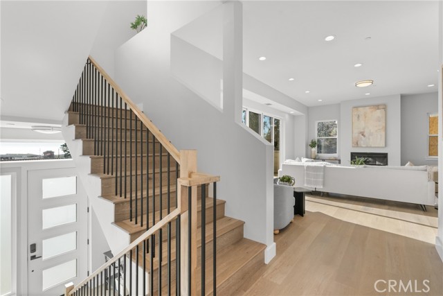 Detail Gallery Image 2 of 21 For 2734 Barcelona, Pismo Beach,  CA 93449 - 3 Beds | 3/1 Baths