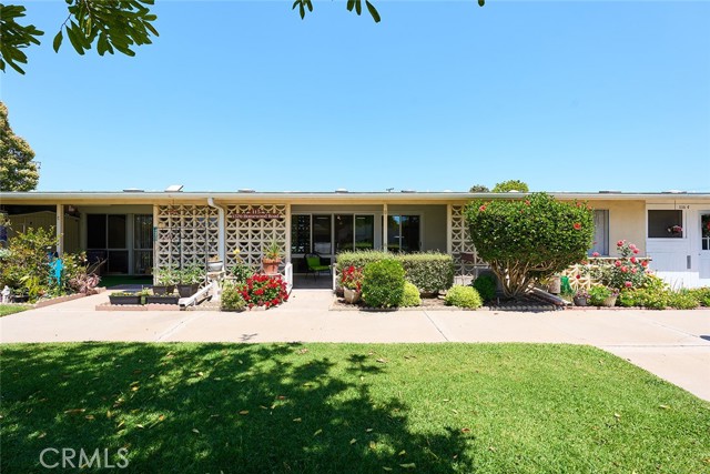 Detail Gallery Image 3 of 43 For 1570 Homewood 115d 115d,  Seal Beach,  CA 90740 - 1 Beds | 1 Baths