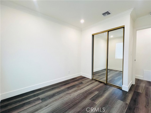 9010 Wilbur, Northridge CA: https://media.crmls.org/medias/956a52b4-52f3-4d54-93f5-dff6e77bf808.jpg