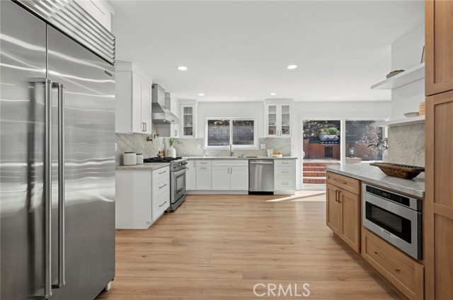 Detail Gallery Image 14 of 38 For 10222 Deerhill, Santa Ana,  CA 92705 - 4 Beds | 2/1 Baths