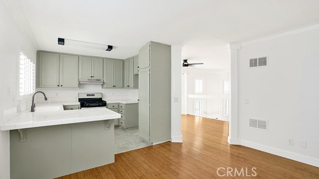 Detail Gallery Image 13 of 33 For 13154 Sycamore Village Dr, Norwalk,  CA 90650 - 3 Beds | 2/1 Baths