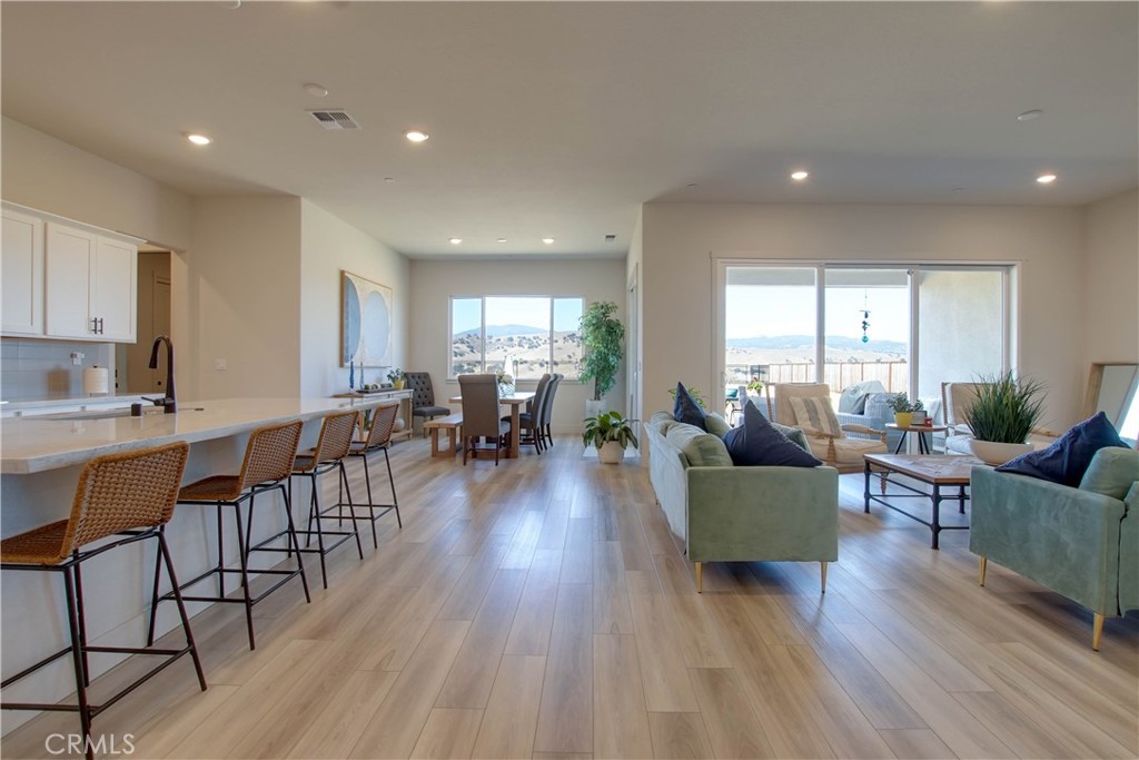 208 Luna Way