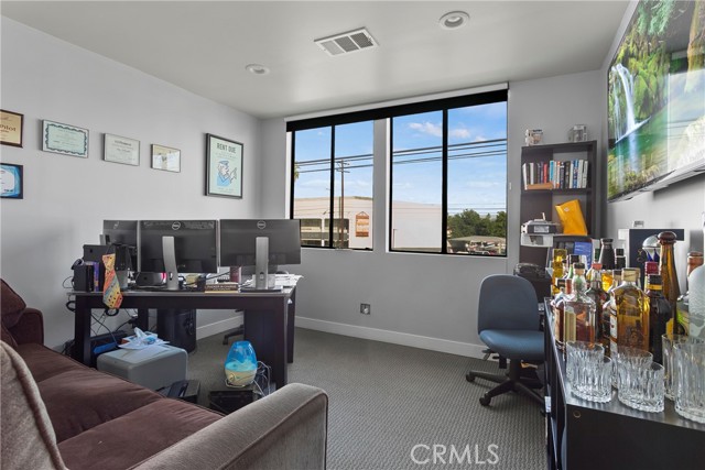 MLS #OC25219440 image #15