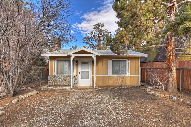 Detail Gallery Image 1 of 1 For 2139 7th Ln, Big Bear City,  CA 92314 - 2 Beds | 1 Baths