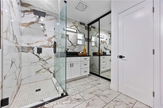3135 Minnesota Street, Los Angeles CA: https://media.crmls.org/medias/956c0884-b69d-468c-873e-44e8e3b3dfe4.jpg
