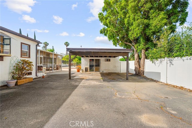 22226 Devonshire Street, Chatsworth CA: https://media.crmls.org/medias/956c2fd0-f541-4863-90d3-057cafbee309.jpg