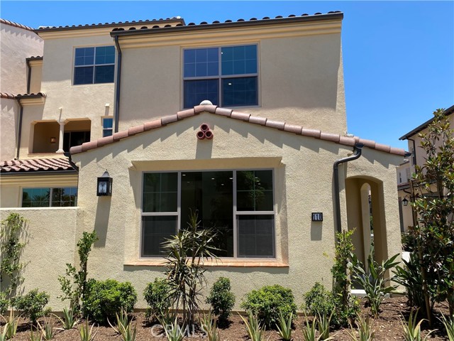 110 Trailing Comet, Irvine CA: https://media.crmls.org/medias/956c522d-bdc5-4461-9b92-ea44f5b8069c.jpg