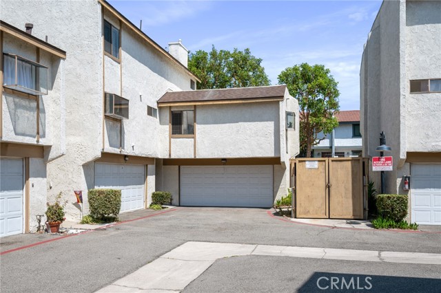 Detail Gallery Image 42 of 44 For 2005 W Culver Ave #11,  Orange,  CA 92868 - 3 Beds | 2 Baths