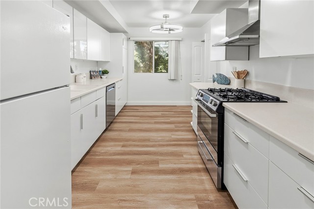 Image 7 of 34 For 4738 La Villa Marina  H