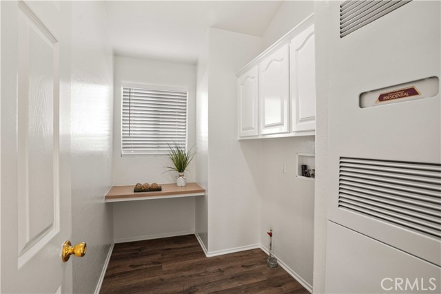 Detail Gallery Image 19 of 28 For 20208 Northcliff Dr, Canyon Country,  CA 91351 - 2 Beds | 2 Baths