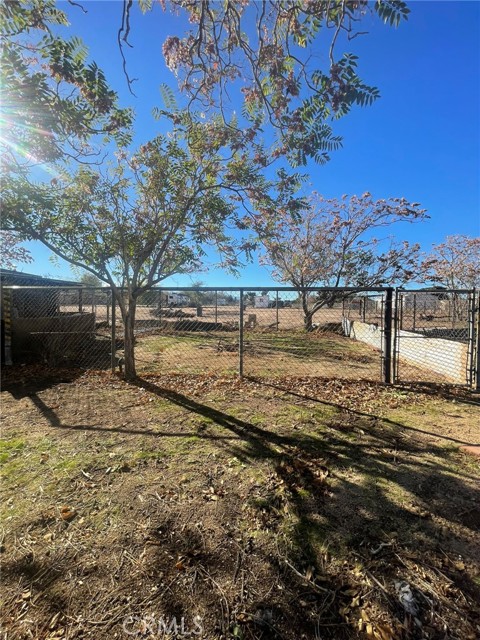 15900 Mesquite, Hesperia CA: https://media.crmls.org/medias/956e1209-3b91-46be-9edd-e4ec0261ba64.jpg