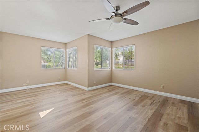 25815 Dickens Court, Stevenson Ranch CA: https://media.crmls.org/medias/956ec1fb-3521-4f0e-a9ee-111b5753e64c.jpg