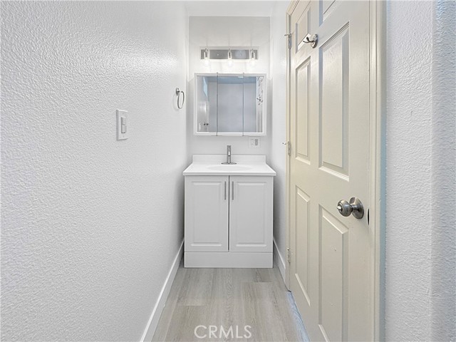 Detail Gallery Image 16 of 20 For 6927 Estrella Ave, Los Angeles,  CA 90044 - – Beds | – Baths