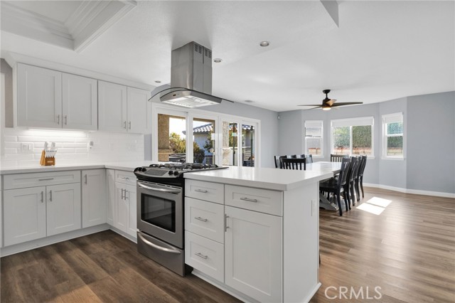 Detail Gallery Image 16 of 54 For 14374 Ironsides Ln, Helendale,  CA 92342 - 3 Beds | 3 Baths