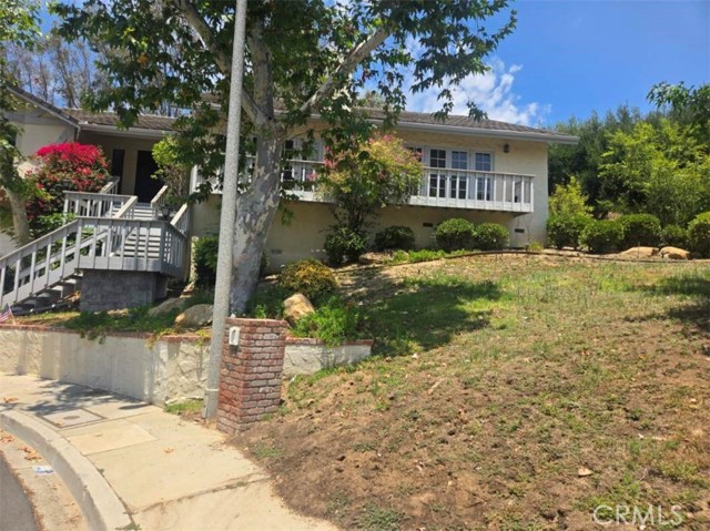 22755 Dale Court, Chatsworth CA: https://media.crmls.org/medias/956fae30-1bf2-41be-8ad8-2549663d3286.jpg