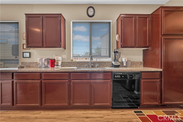 Detail Gallery Image 23 of 50 For 11196 Charleston, Adelanto,  CA 92301 - 5 Beds | 3 Baths