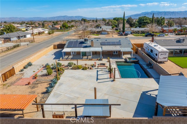 Detail Gallery Image 9 of 35 For 10816 Kern Ave, Hesperia,  CA 92345 - 3 Beds | 2 Baths