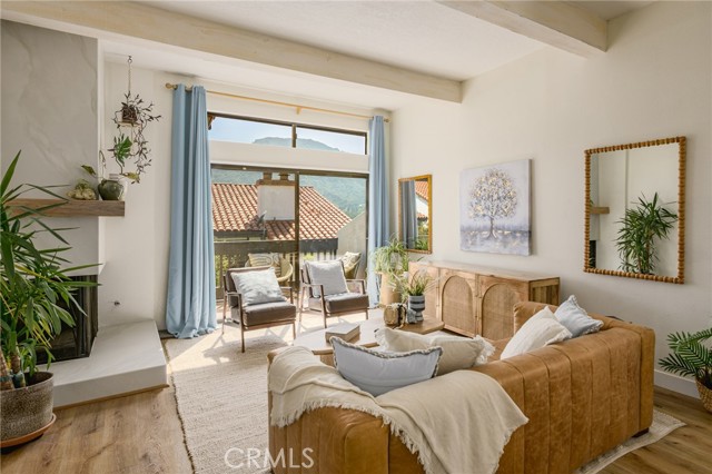 Detail Gallery Image 22 of 47 For 1550 Michael Ln, Pacific Palisades,  CA 90272 - 3 Beds | 3/1 Baths