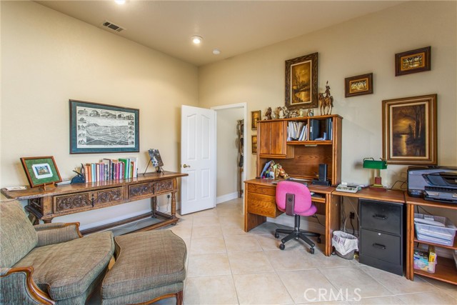 Detail Gallery Image 28 of 61 For 36616 Woodbriar St, Yucaipa,  CA 92399 - 4 Beds | 3/1 Baths