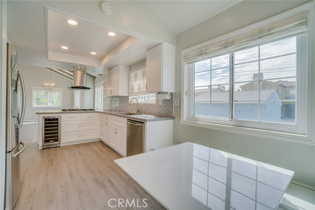 1802 Grant Avenue, Redondo Beach, California 90278, 3 Bedrooms Bedrooms, ,2 BathroomsBathrooms,Residential,Sold,Grant,SB21239095